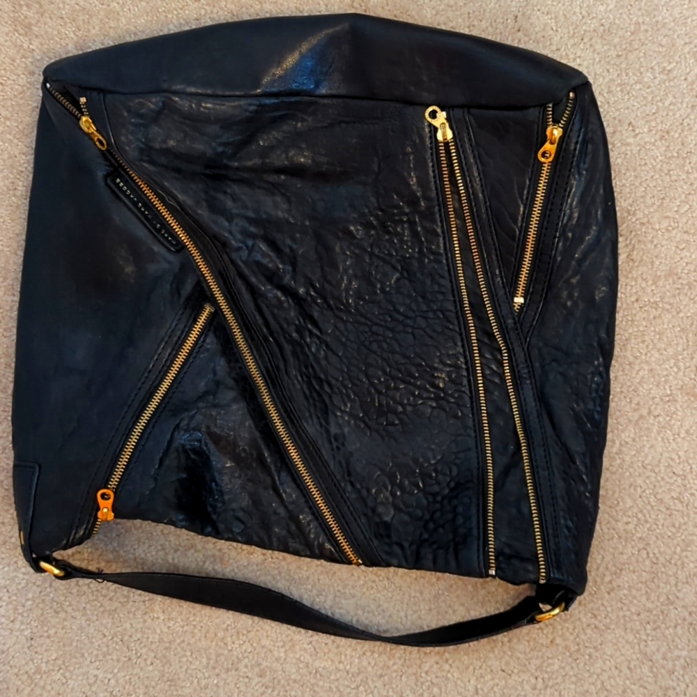 Marc Jacobs leather bag.